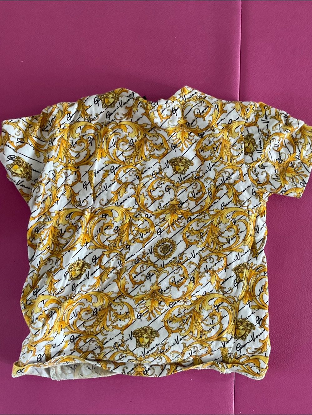 Versace Kids Short Sleeve Tee in White and Yellow Gold Scrolls